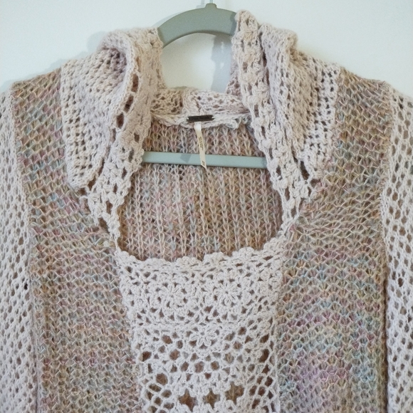 Free People Soft Open Knit Crochet Hooded Sweater Size XS - Picture 3 of 7